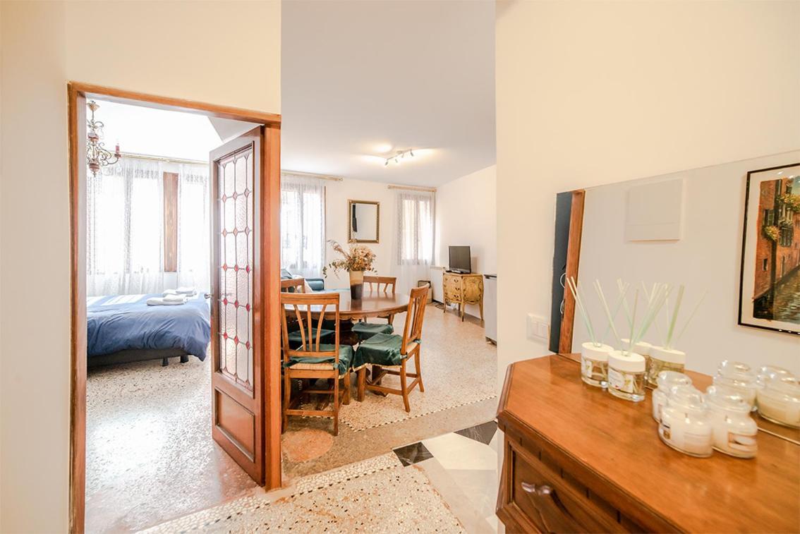 Delightful At 5 Mins From Rialto Bridge * Venedig
