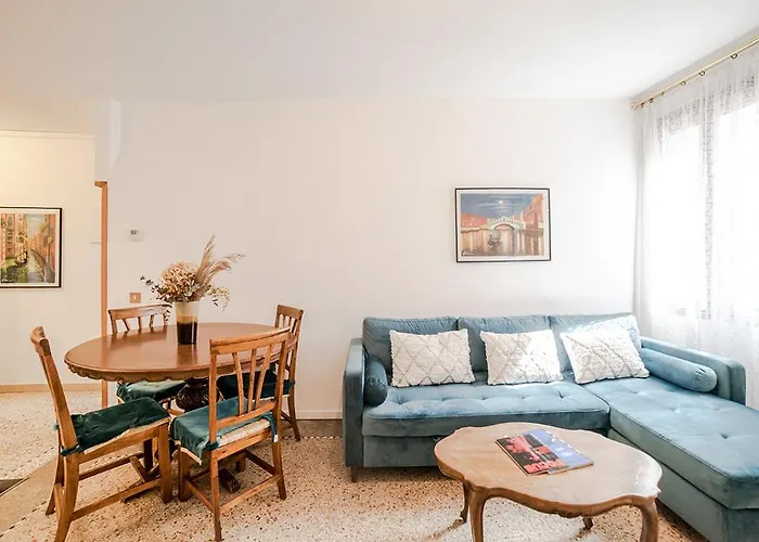 Delightful Apartment At 5 Mins From Rialto Bridge